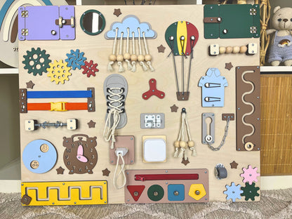 Busy board Tableau d'activité Montessori 